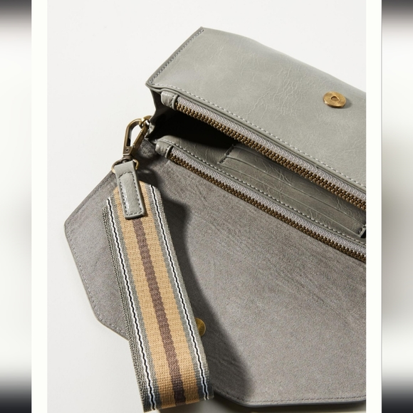 Anthropologie Gray Soft Leather Wristlet Clutch Wallet - Picture 6 of 6